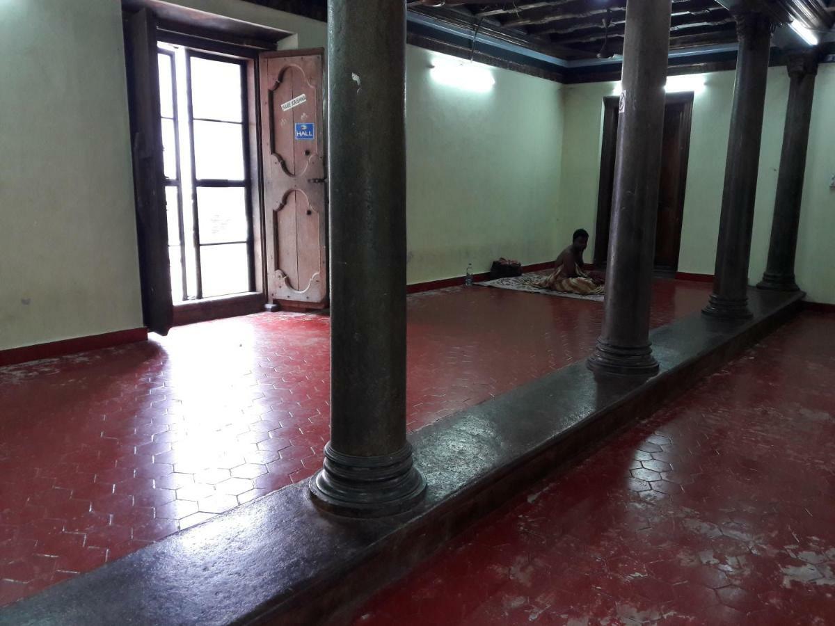 Devasthanam Lodge Thiruvananthapuram Εξωτερικό φωτογραφία