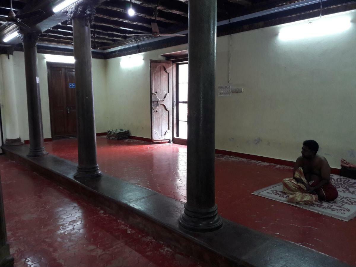 Devasthanam Lodge Thiruvananthapuram Εξωτερικό φωτογραφία