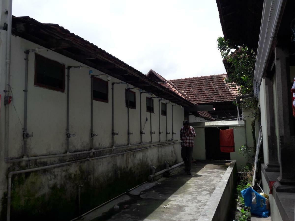 Devasthanam Lodge Thiruvananthapuram Εξωτερικό φωτογραφία